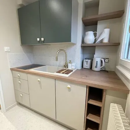 Le Petit Batelier - - Vue Cathédrale *